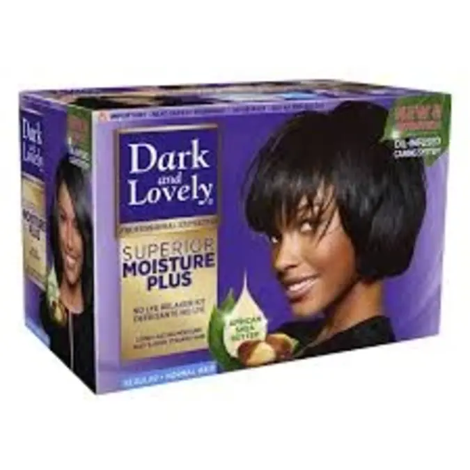Dark & Lovely Moisture Plus Relaxer Regular Kit